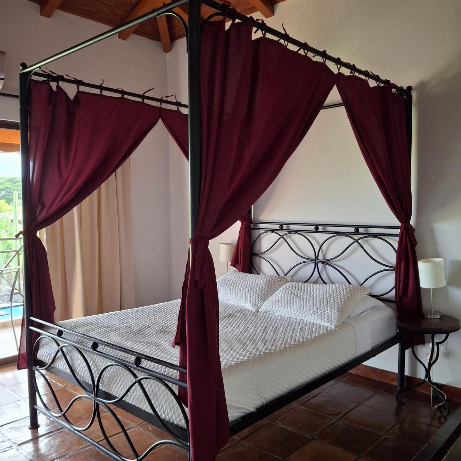 Hotel Jardin Garden De Granada Nicaragua Номер фото